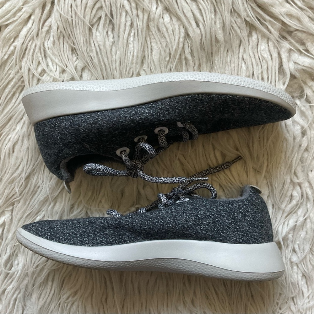 Allbirds Women’s Natural Gray Merino Wool Running Shoe Runner Sneakers EUC Sz 7